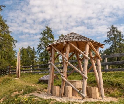 The Guggnweg Trail